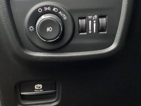 New 2024 Jeep Grand Cherokee Trailhawk w/ Advanced Protech Group II image 6