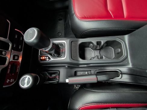 Used 2023 Jeep Wrangler Unlimited Rubicon 4xe AWD/4WD image 24