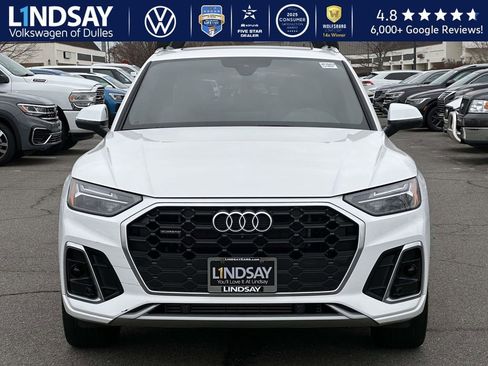 Used 2023 Audi Q5 e Premium Plus w/ Premium Plus Package image 2