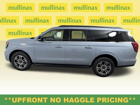 New 2026 Ford Expedition Max Active RWD image 2