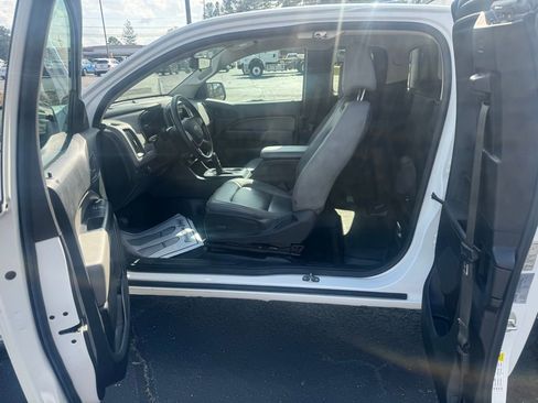 Certified 2021 Chevrolet Colorado W/T w/ WT Convenience Package image 12