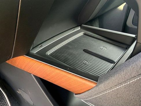 New 2026 Cadillac Vistiq Premium Luxury image 28