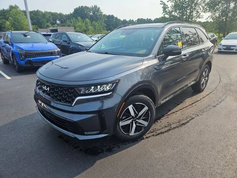 Used 2023 Kia Sorento S w/ Panoramic Sunroof Package FWD image 1