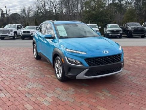 Used 2022 Hyundai Kona SEL w/ Cargo Package image 5