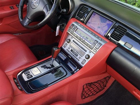 Used 2007 Lexus SC 430 Convertible RWD image 28