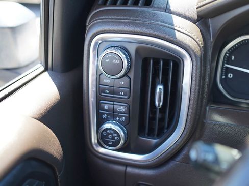 Used 2022 GMC Sierra 2500 Denali AWD/4WD image 25