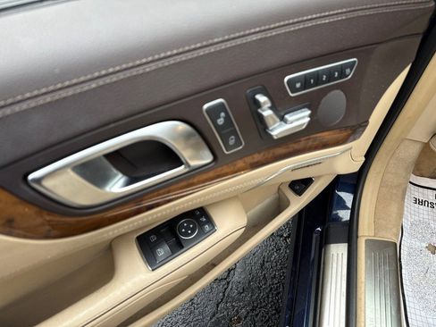 Used 2013 Mercedes-Benz SL 550 image 17