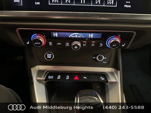 Used 2025 Audi Q3 2.0T Premium w/ Convenience Plus Package AWD/4WD image 20