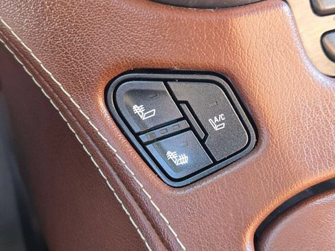 Used 2016 Chevrolet Tahoe LTZ AWD/4WD image 36