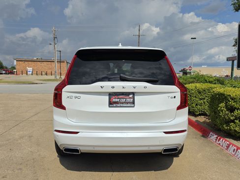 Used 2020 Volvo XC90 T6 Momentum AWD/4WD image 4