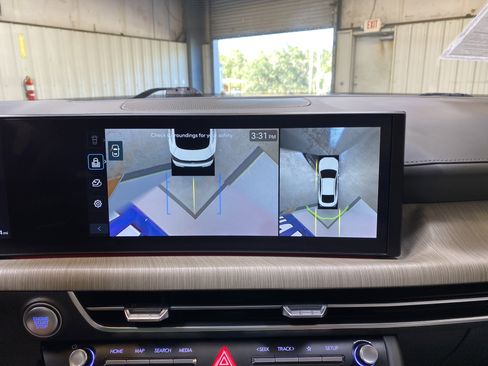 Used 2025 Hyundai Sonata Limited image 44