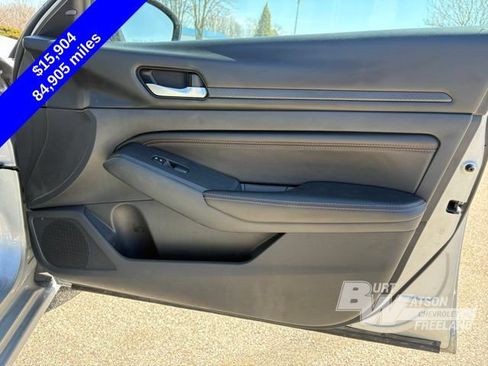 Used 2021 Nissan Altima 2.5 SR FWD image 29