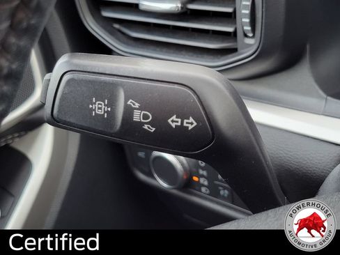 Certified 2022 Ford Explorer XLT RWD image 31