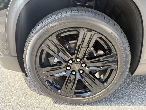 New 2026 GMC Acadia Elevation w/ Black Edition FWD image 12