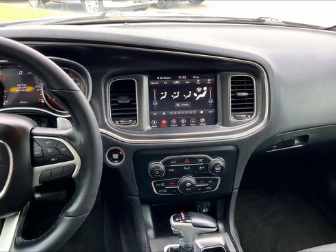 Used 2018 Dodge Charger R/T image 6