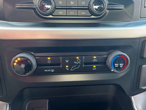 Used 2021 Ford F150 XLT AWD/4WD image 15