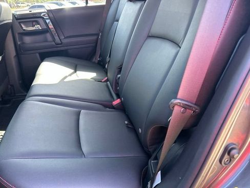 Used 2023 Toyota 4Runner TRD Off-Road Premium AWD/4WD image 10