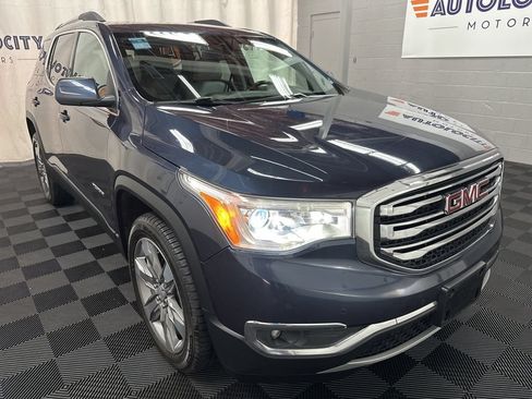Used 2018 GMC Acadia SLT AWD/4WD image 3