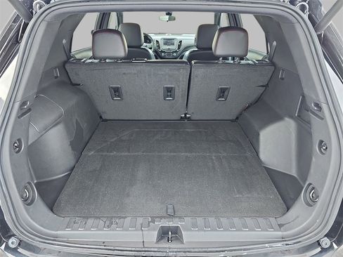 Used 2023 Chevrolet Equinox RS w/ LPO, Floor Liner Package image 12
