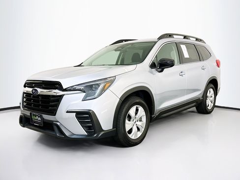 Used 2024 Subaru Ascent 8-Passenger image 3