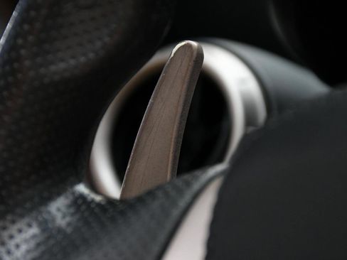 Used 2014 Ferrari California RWD image 29