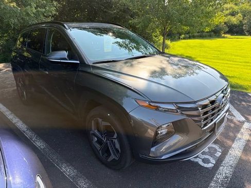 Certified 2023 Hyundai Tucson Limited AWD/4WD image 14