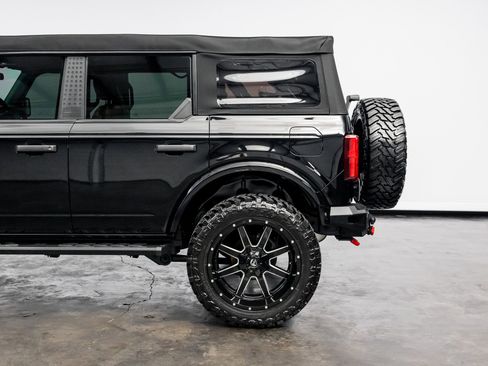 Used 2023 Ford Bronco Big Bend image 15