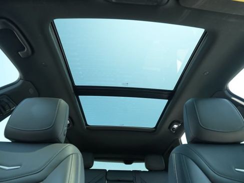 Used 2020 Cadillac XT5 Premium Luxury AWD/4WD image 11