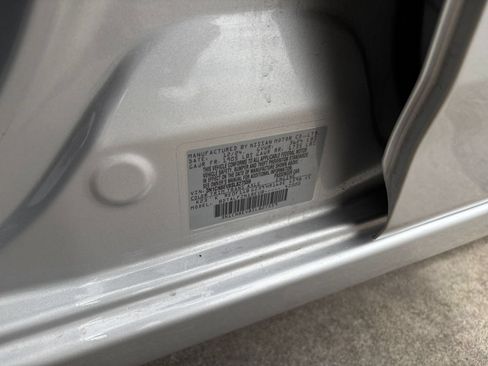 Used 2025 Nissan Versa SV w/ Trunk Package FWD image 28