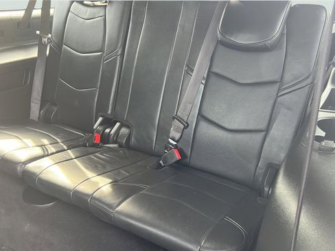 Used 2019 Cadillac Escalade ESV Platinum image 20