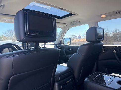 Used 2023 Nissan Armada Platinum w/ Captain's Chairs Package image 14