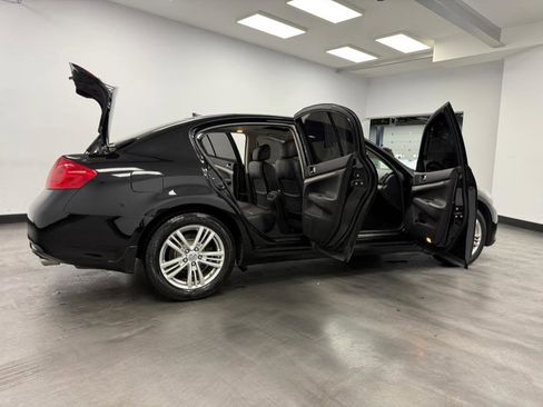 Used 2011 INFINITI G37 4dr x AWD w/ Premium Pkg image 24