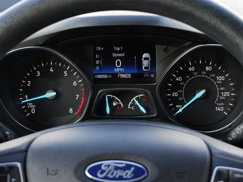 Used 2018 Ford Escape SE w/ Ford Safe & Smart Package image 12