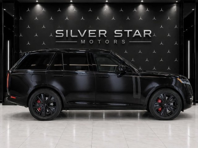 Used 2026 Land Rover Range Rover SE AWD/4WD image 8