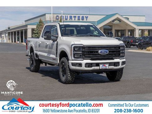 New 2026 Ford F350 Platinum w/ Tremor Off-Road Package AWD/4WD image 1