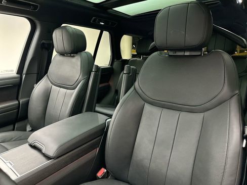 Used 2024 Land Rover Range Rover SE AWD/4WD image 22