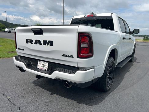 Used 2025 RAM 1500 Big Horn AWD/4WD image 5