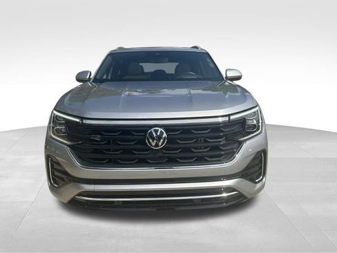 Certified 2024 Volkswagen Atlas Cross Sport SEL R-Line image 8