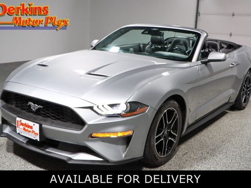 Used 2022 Ford Mustang Premium RWD image 1