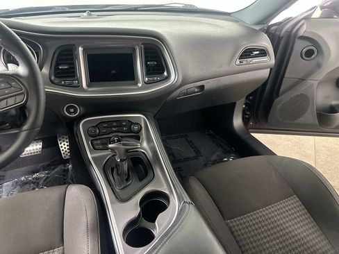 Used 2022 Dodge Challenger R/T RWD image 19
