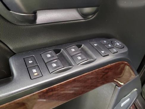 Used 2016 GMC Sierra 1500 SLT w/ SLT Premium Package AWD/4WD image 12