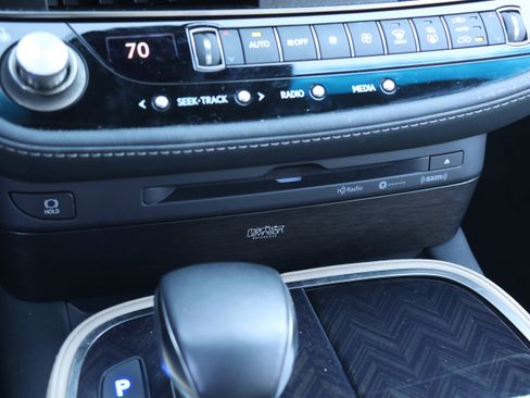 Used 2022 Lexus LS 500 image 27