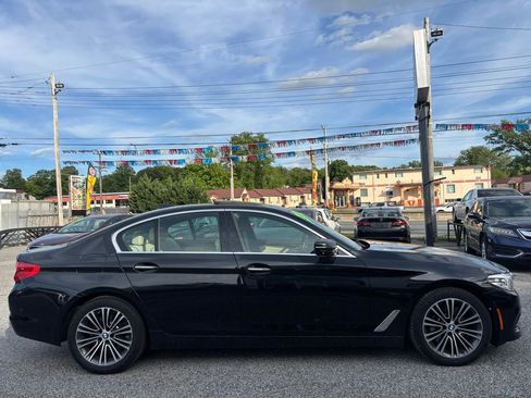 Used 2017 BMW 530i xDrive AWD/4WD image 5