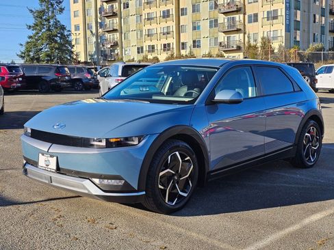 Used 2023 Hyundai Ioniq 5 SEL image 3