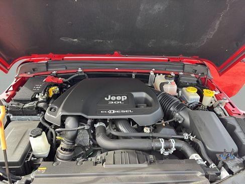 Used 2021 Jeep Wrangler Unlimited Sahara image 18