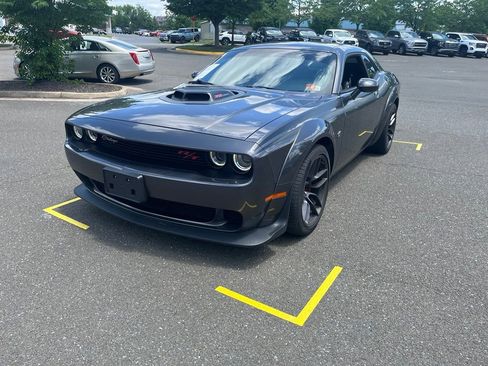 Used 2021 Dodge Challenger R/T Scat Pack RWD image 3