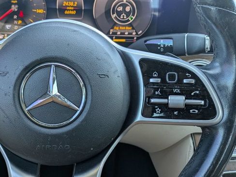 Used 2020 Mercedes-Benz E 350 Sedan image 21