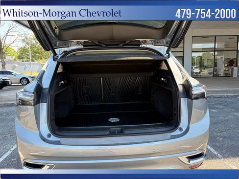 Used 2023 Buick Envision Avenir AWD/4WD image 39