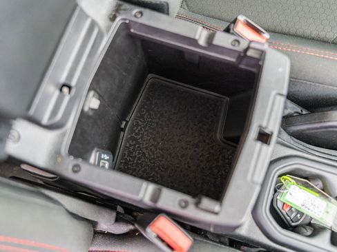 Used 2021 Jeep Gladiator Rubicon w/ Safety Group image 13