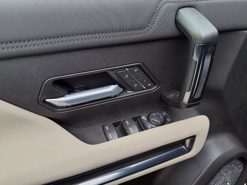 New 2026 GMC Hummer EV 4x4 Crew Cab image 16